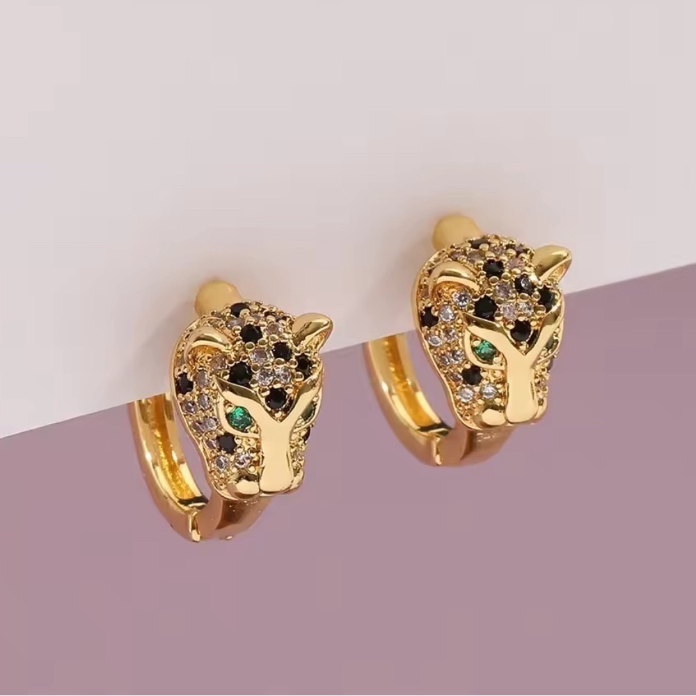 18K Gold Pavé Diamond Panther Designer Inspired Huggie Hoop Dangle Drop Earrings - Picture 6 of 8